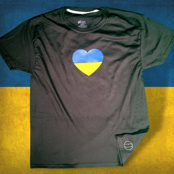 Stitched Heart Ukraine - Picture 2 of 3